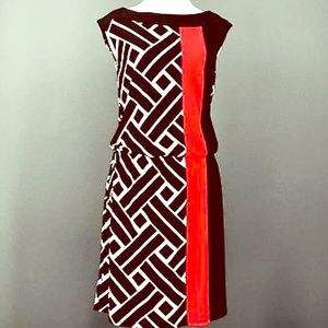 White House Black Market!! Silky Stretch Dress!!